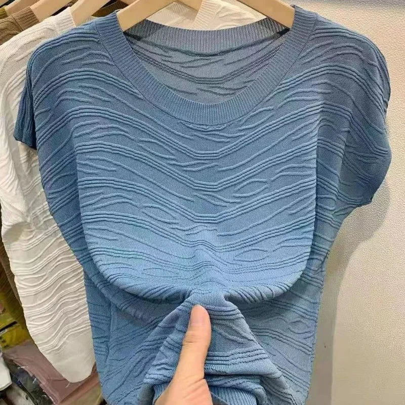 round neck t-shirt